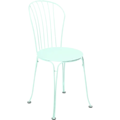 CHAISE