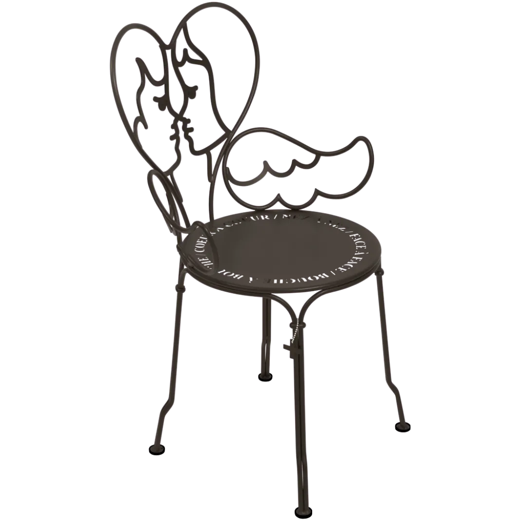 CHAISE