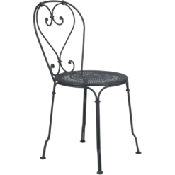 CHAISE