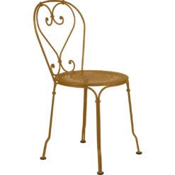 CHAISE
