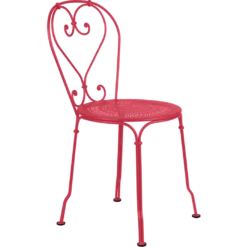 CHAISE