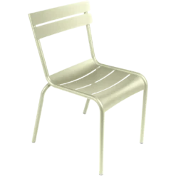 CHAISE