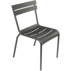 CHAISE