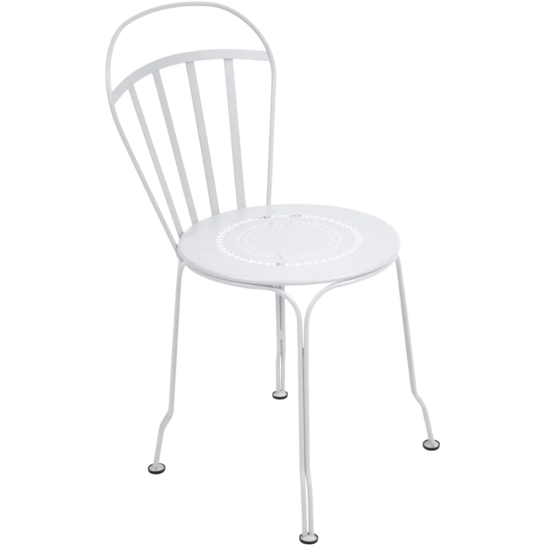 CHAISE