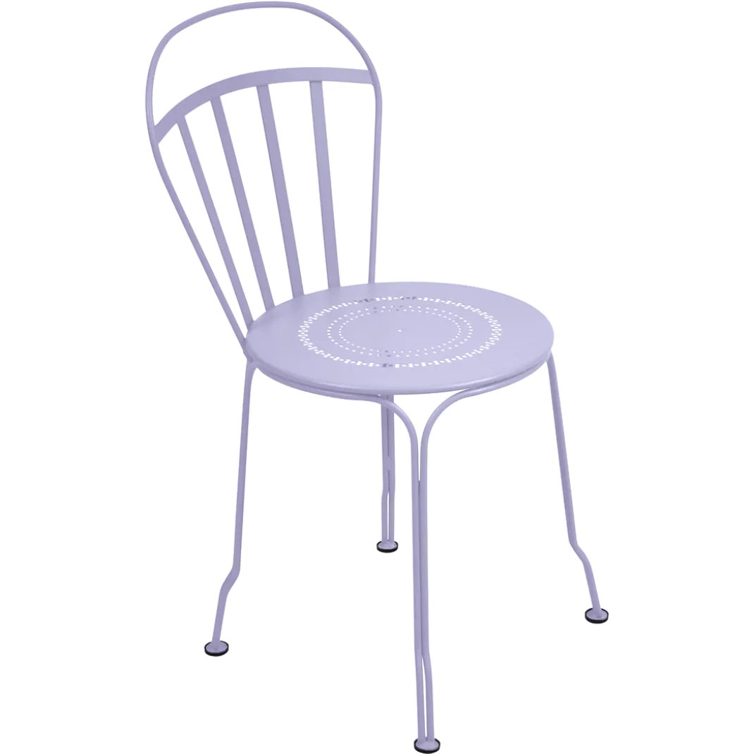 CHAISE