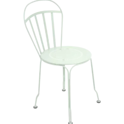 CHAISE