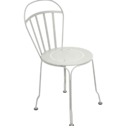 CHAISE