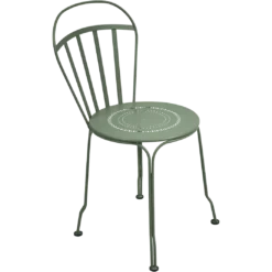 CHAISE