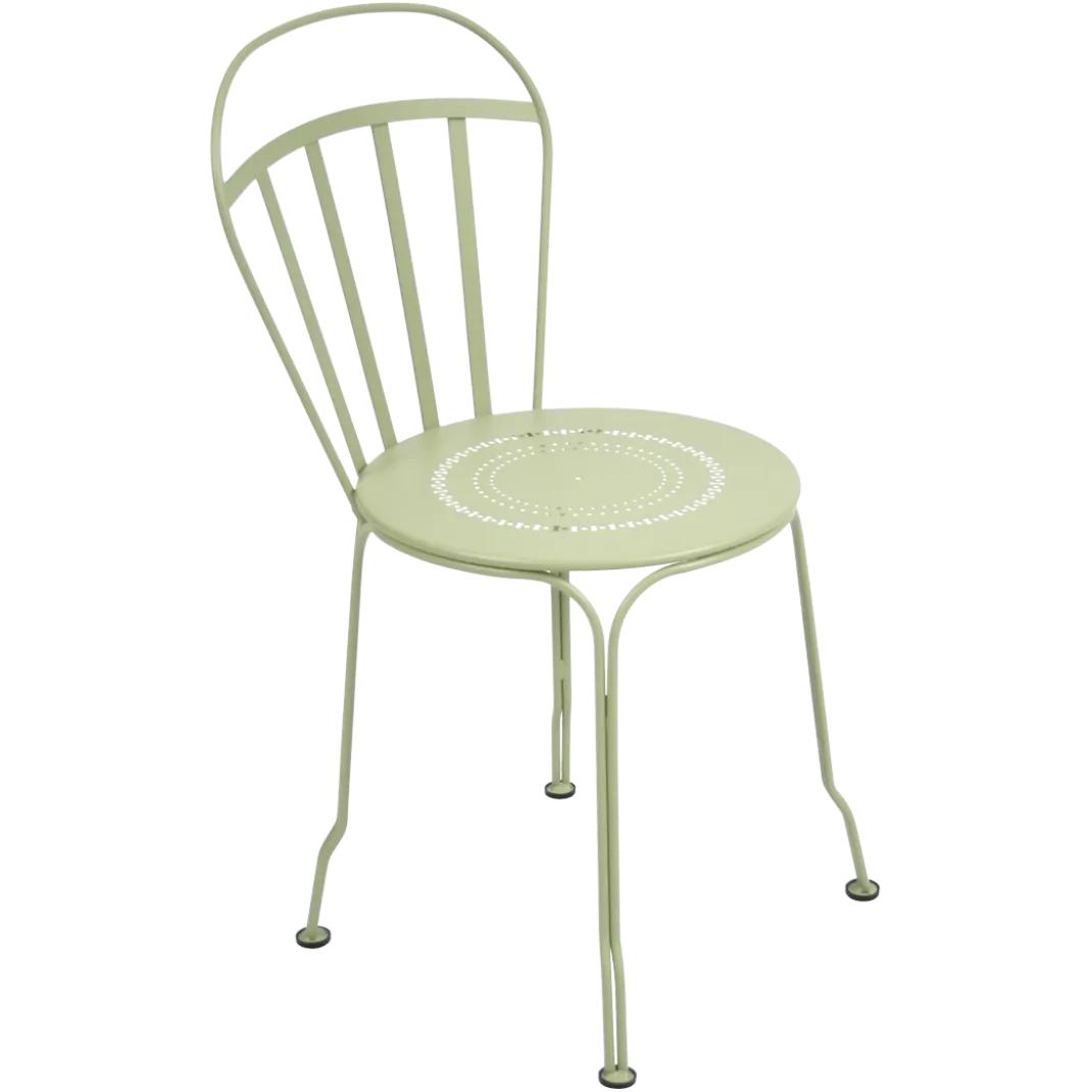 CHAISE