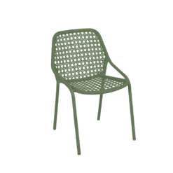CHAISE