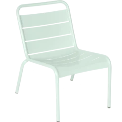 CHAISE LOUNGE