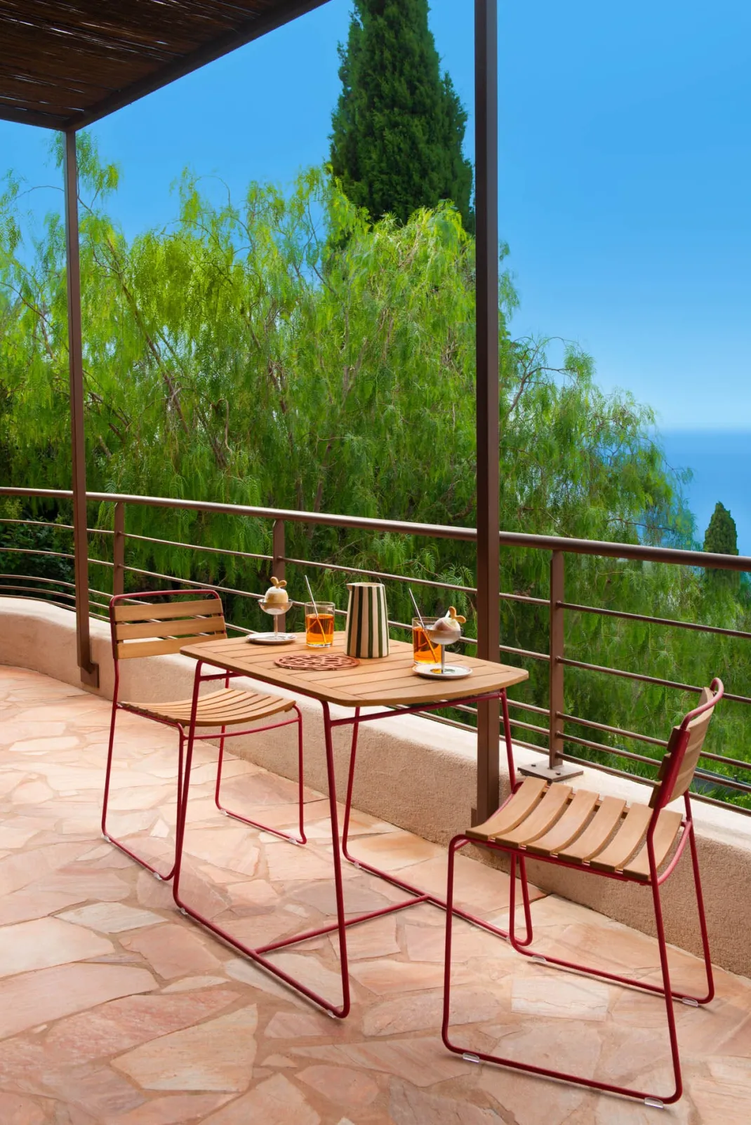 CHAISE TECK