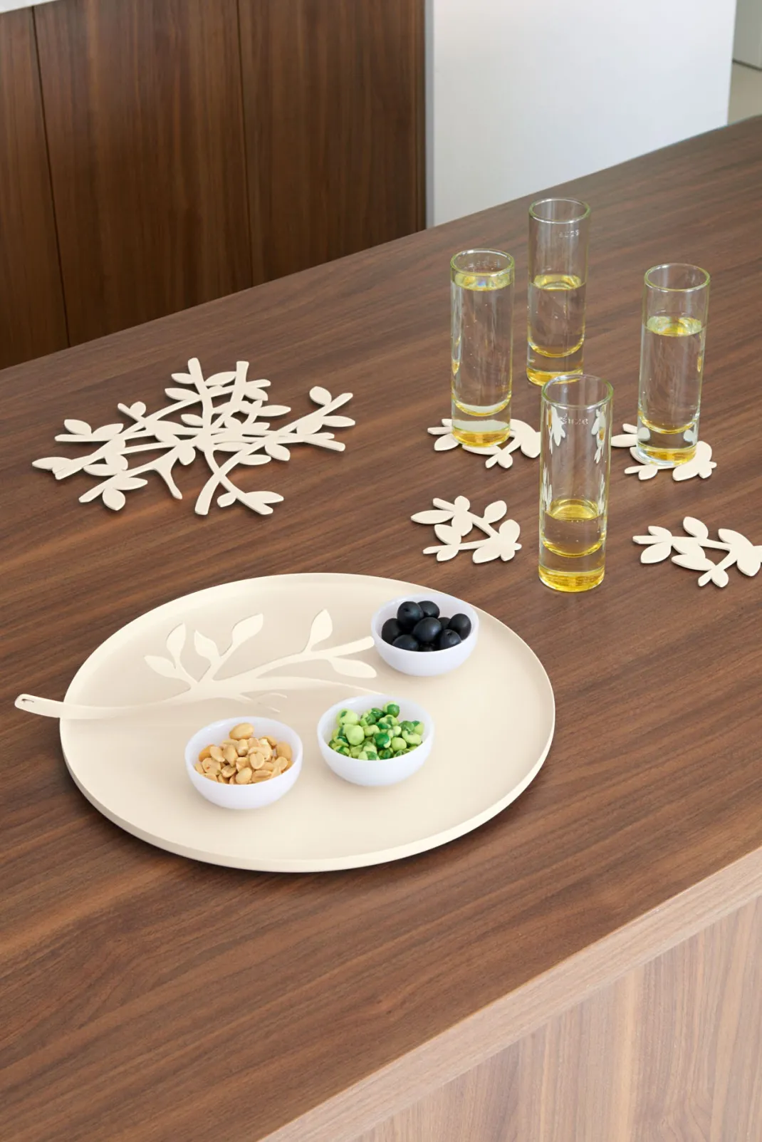 DESSOUS DE PLAT