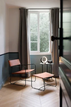FAUTEUIL BAS CUIR