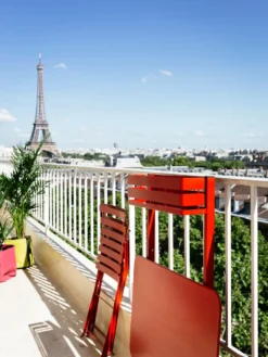 TABLE BALCON 57 X 77 CM