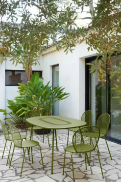 TABLE OVALE 160 X 90 CM