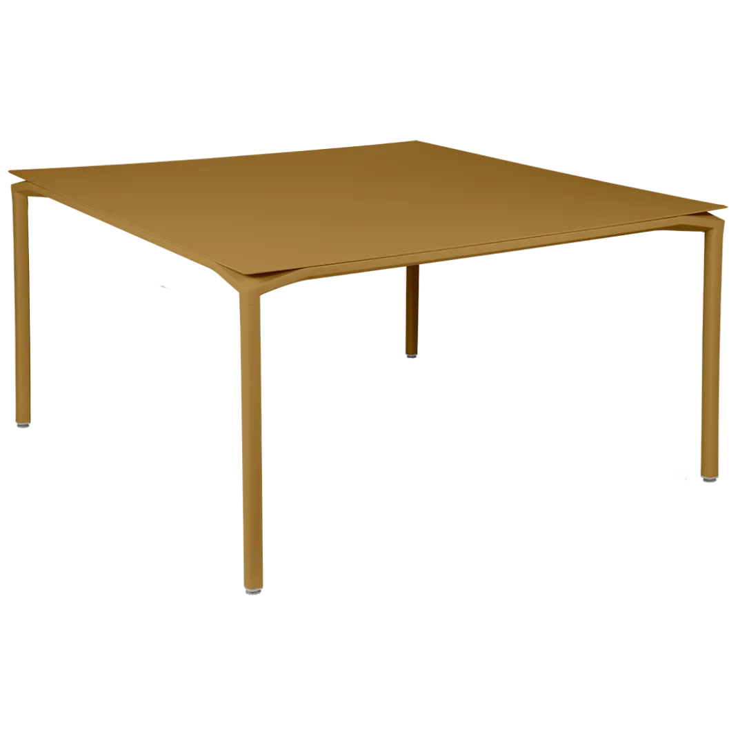 TABLE 140 X 140 CM