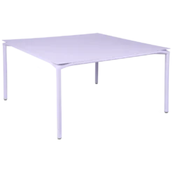 TABLE 140 X 140 CM