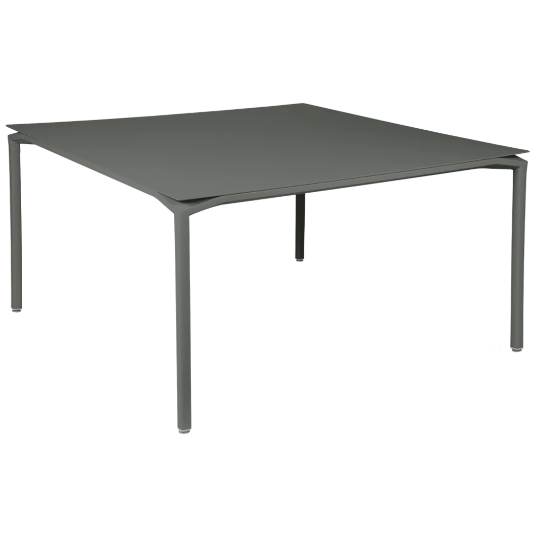 TABLE 140 X 140 CM