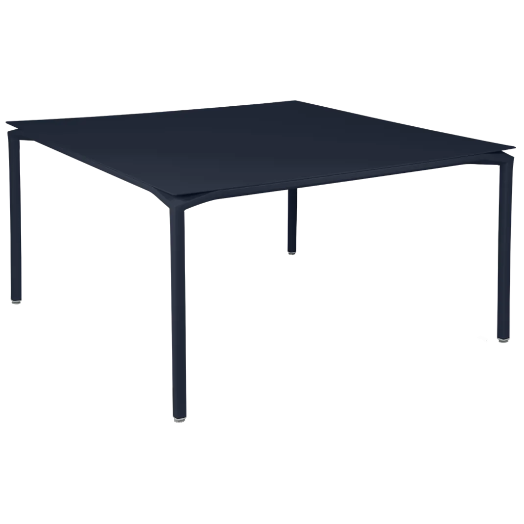 TABLE 140 X 140 CM