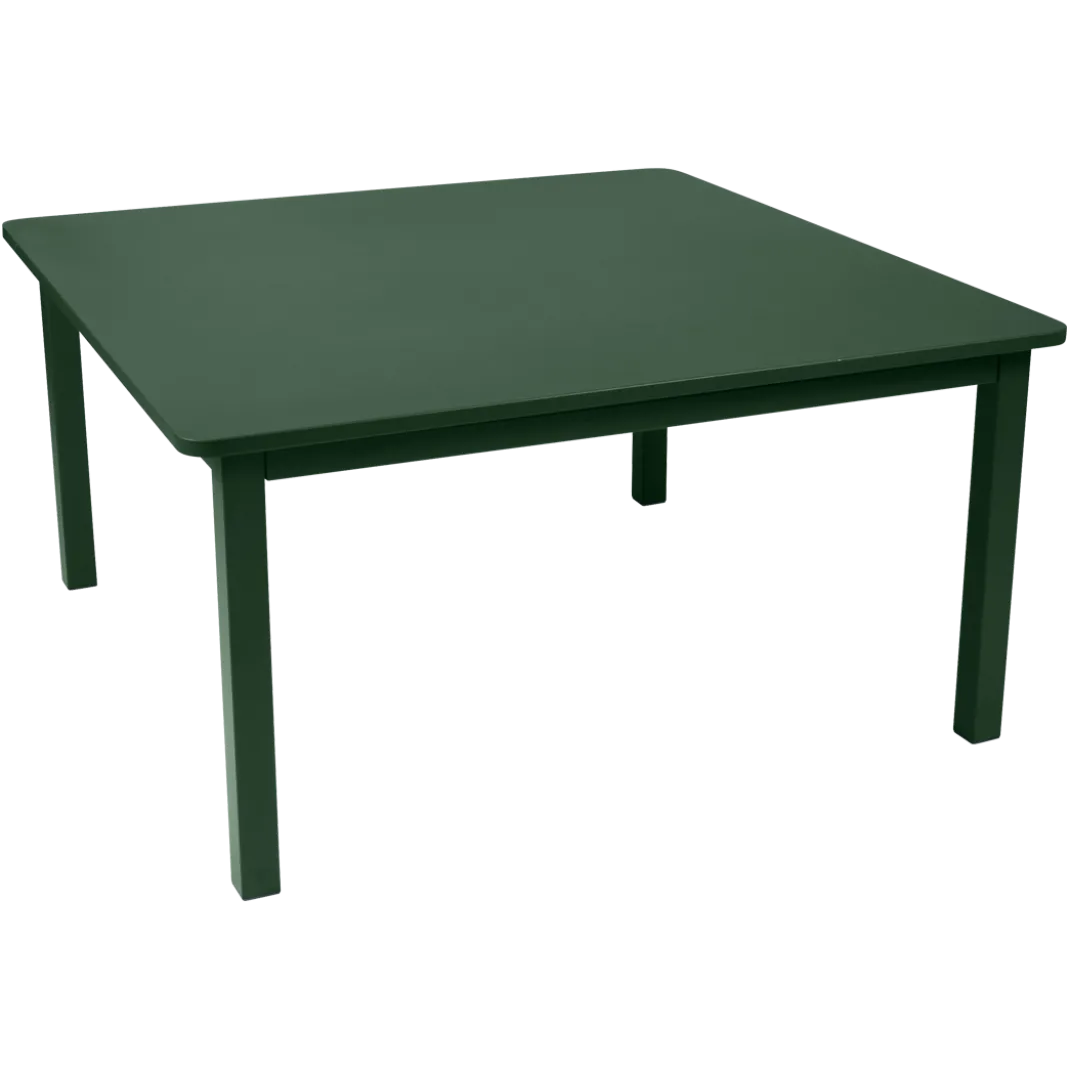 TABLE 143 X 143 CM