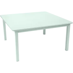 TABLE 143 X 143 CM