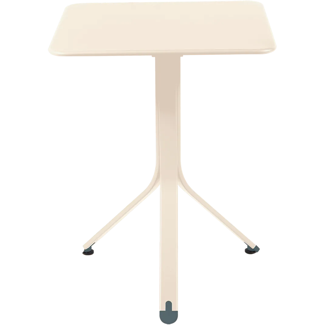 TABLE 57 X 57 CM