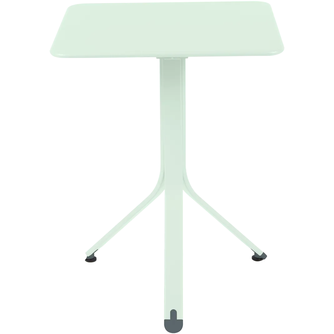 TABLE 57 X 57 CM