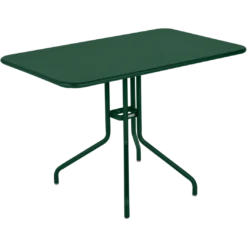 TABLE 110 X 70 CM