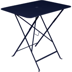 TABLE 77 X 57 CM